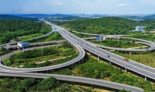 祁东钢筋套筒应用于高速公路